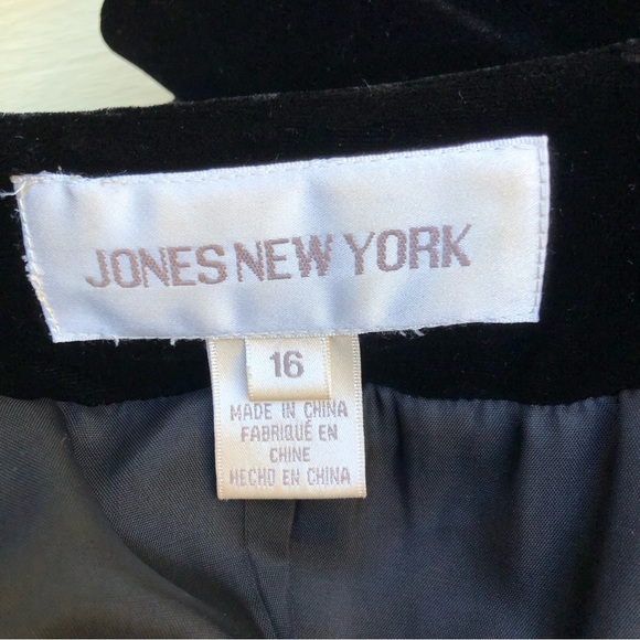 JNY Blk Velvet Evening Jacket Size 16 - Picture 8 of 9